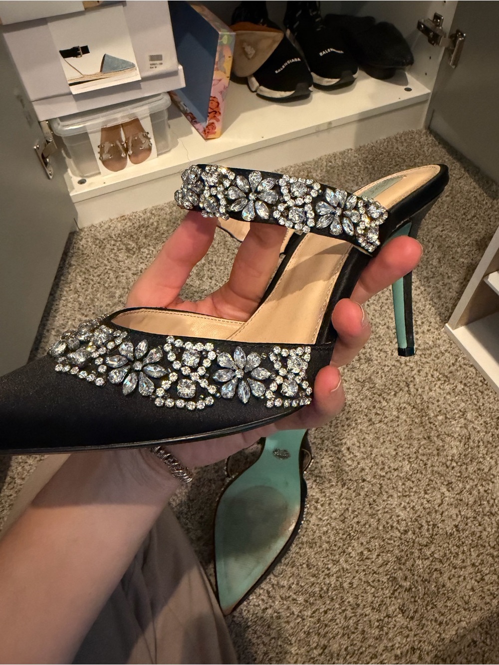 Betsy Johnson Elina Black Pointed Toe Mules - Picture 4 of 8